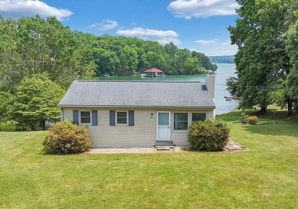 1st image of 277 Hillcrest Heights Dr