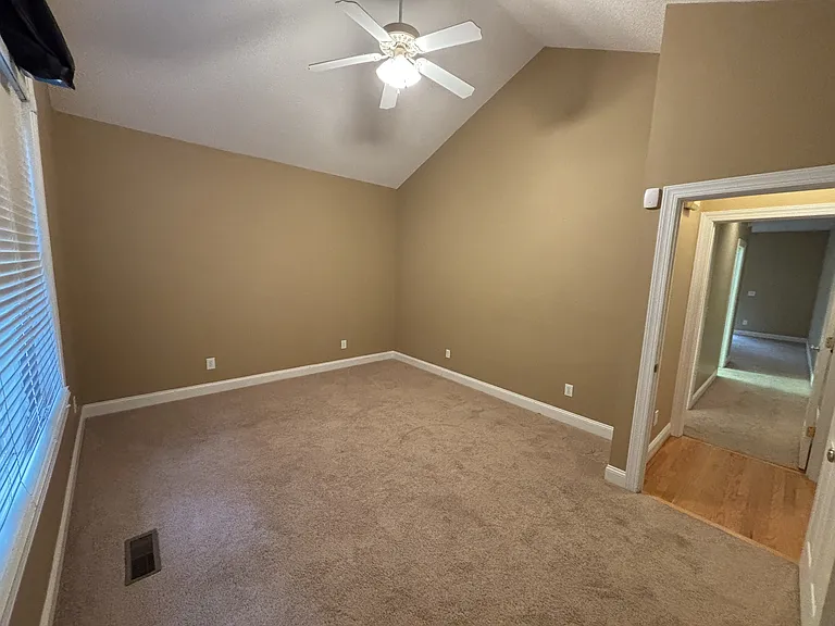 285 Merion Cir — Photo 23