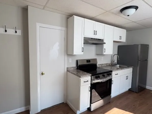 9 Hamilton St APT 5, Everett, MA 02149