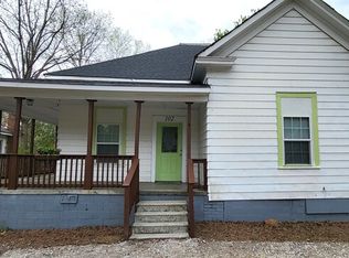 102 Gaston St, Chester, SC 29706