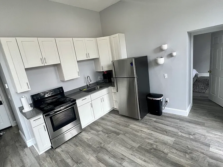 2142 Saint James Ave #1 — Photo 19