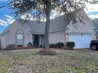 40 Hidden Garden Dr, Oakland, TN 38060