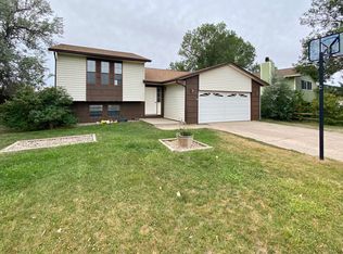 6702 Sleepy Hollow Blvd, Gillette, WY 82718