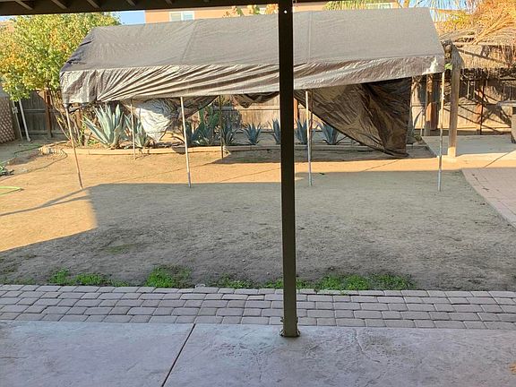 5th image of 2632 E Paseo Ave
