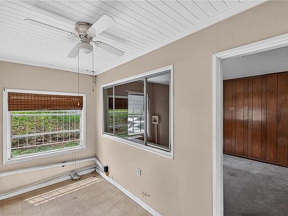 2nd image of 205 Upshaw St SW