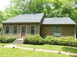 22 Bay State Rd, Rehoboth, MA 02769