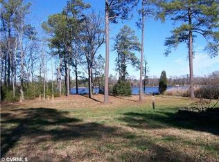 12451 Highgate Ln, Gloucester, VA 23061