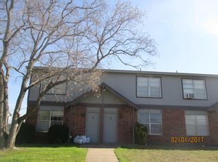 449 SW Thomas St APT B, Burleson, TX 76028