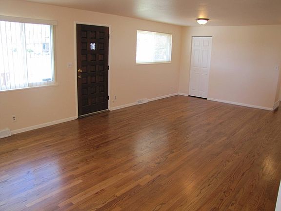 Linden Living RoomJPG