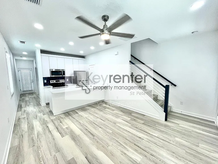 2703 N 24th St #1 — Photo 3