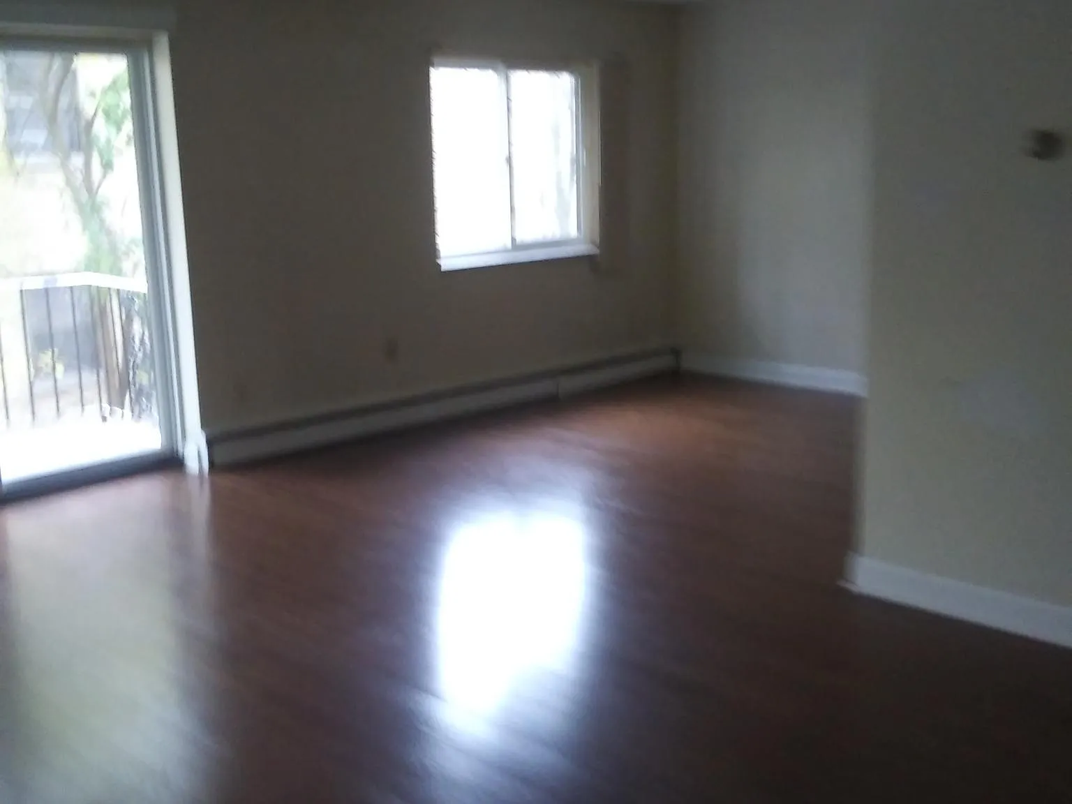 267 Linwood Ave — Photo 2