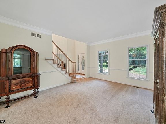 4th image of 28 Ranney Rd