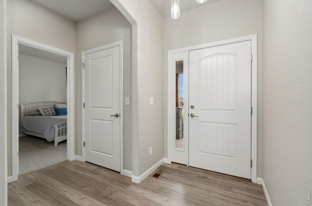 217 Saskatoon Dr