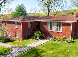 603 Crestview Dr, Rockwood, TN 37854