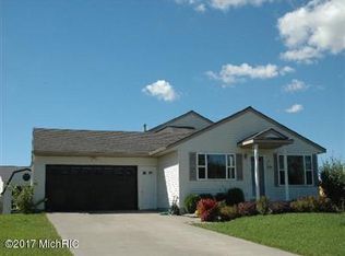 3655 Prairieview Dr, Ravenna, MI 49451