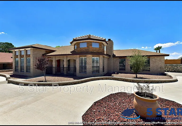 11620 Laura Marie Dr — Photo 2