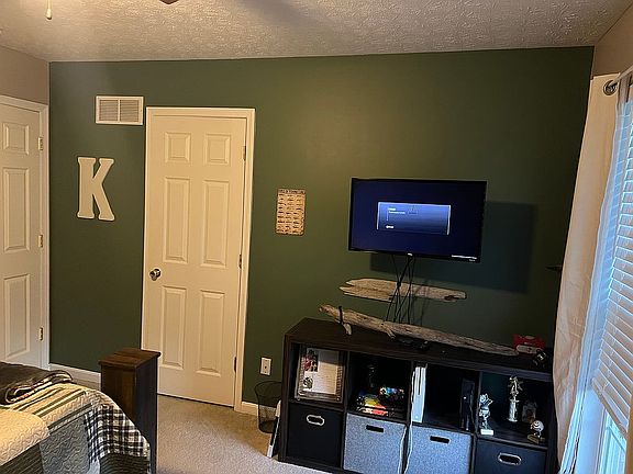 2nd  bedroom 