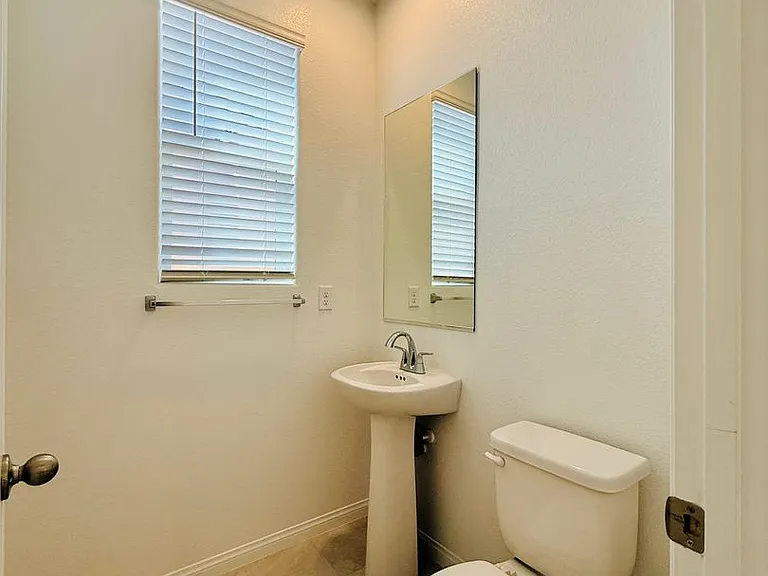 398 Moonlight Opera Ct — Photo 8