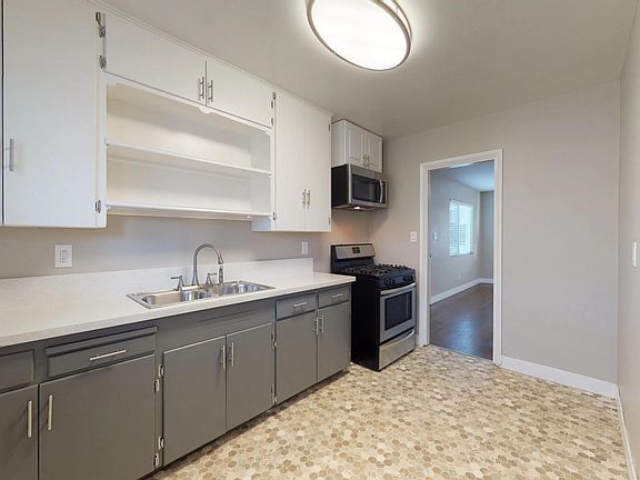 4th image of 164 Garrett Ave APT 2