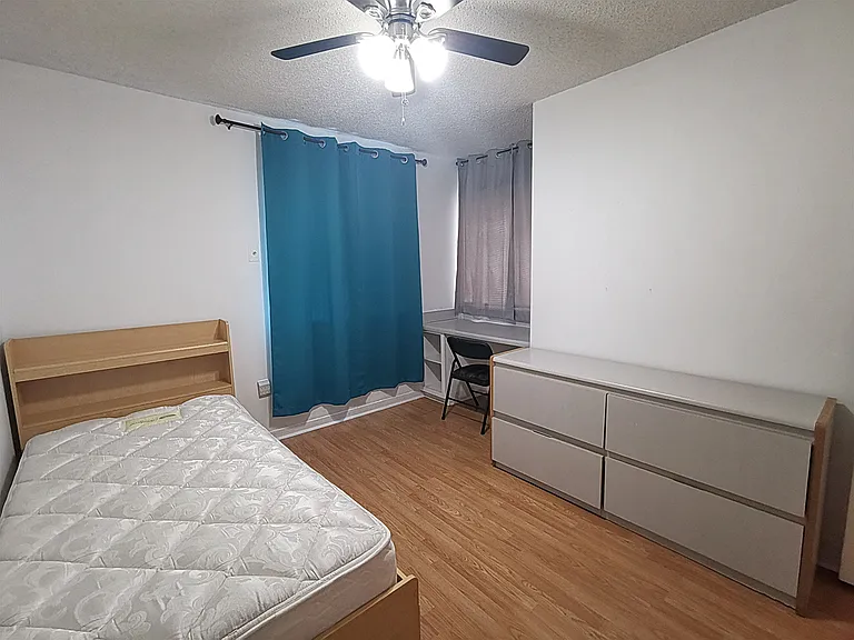 2601 SW Archer Rd #G327 — Photo 17