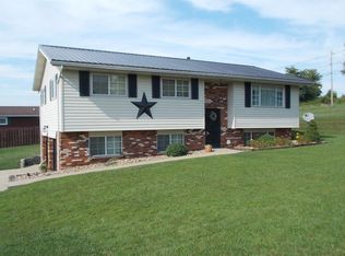 29 Meadow Ln, Wheelersburg, OH 45694