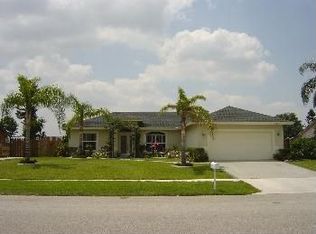 224 Las Palmas St, Royal Palm Beach, FL 33411