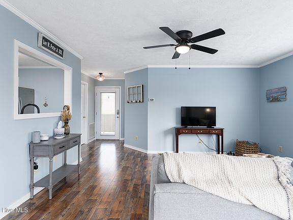 4th image of 119 Longstreet Drive Apt 204