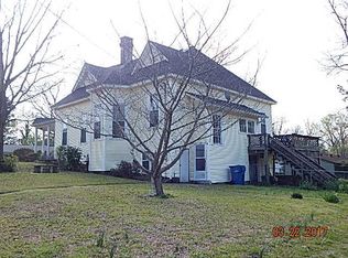 401 S Hickory St, Aberdeen, MS 39730