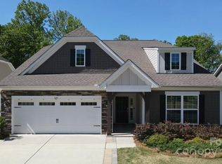 325 Picasso Trl, Mount Holly, NC 28120
