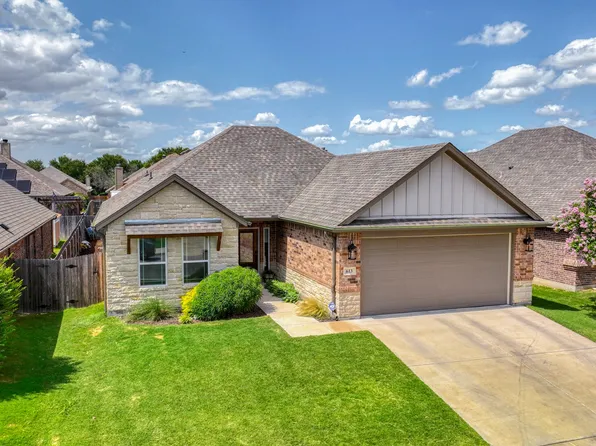 613 Zachary Dr, Weatherford, TX 76087