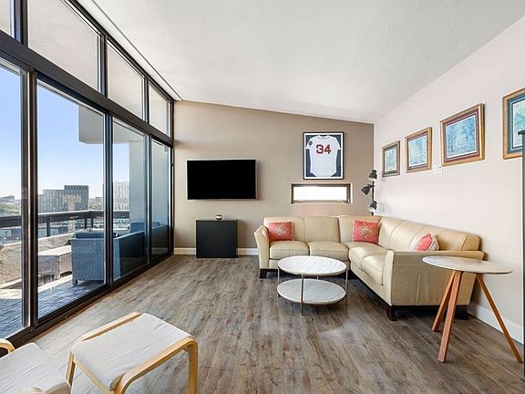 2nd image of 566 Commonwealth Ave #Penthouse 2