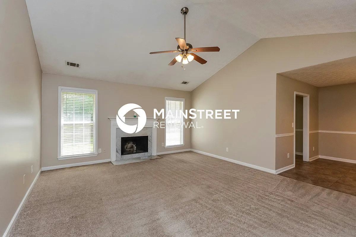 Living Room - 155 Creekside Trl