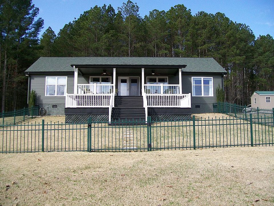 1st image of 121 Waterford Dr