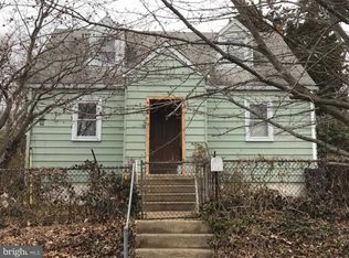 102 S Cedar Ave, Maple Shade, NJ 08052