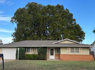 1412 24th St, Woodward, OK 73801