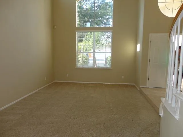 4 bed, 3.5 bath, 2620 sqft, $3,495 — Photo 3