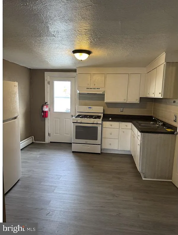 2 bed, 800 sqft, $1,125 — Photo 1