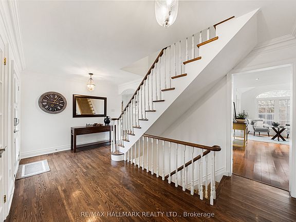 5th image of 55 Riverside Blvd