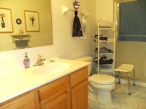 4th image of 6950 Heritage Cir #4-3A