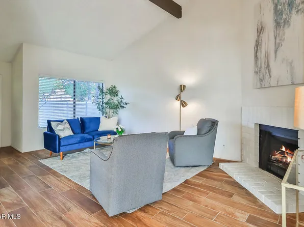 2224 Wetstone Dr, Thousand Oaks, CA 91362