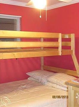 bed 3.JPG