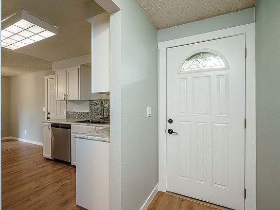 5th image of 14513 NE 71st St