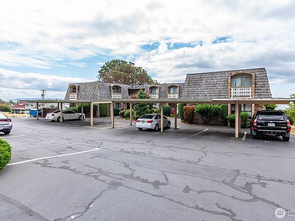 3rd image of 1199 SE 9th Avenue #206