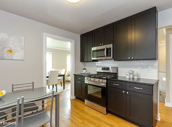 5th image of 18851 Willow Ct