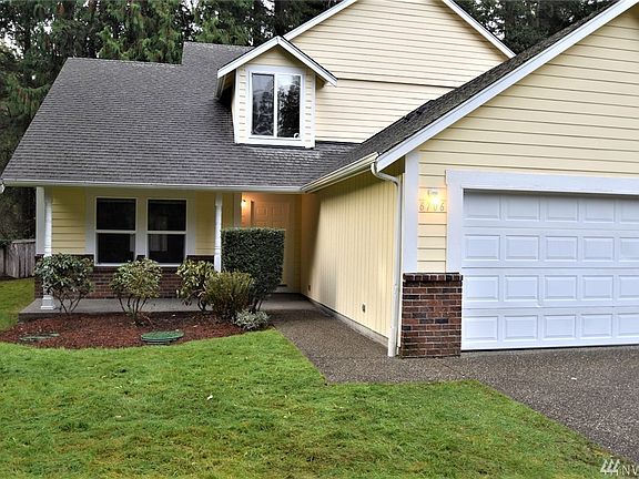 3rd image of 6706 Sierra Dr SE