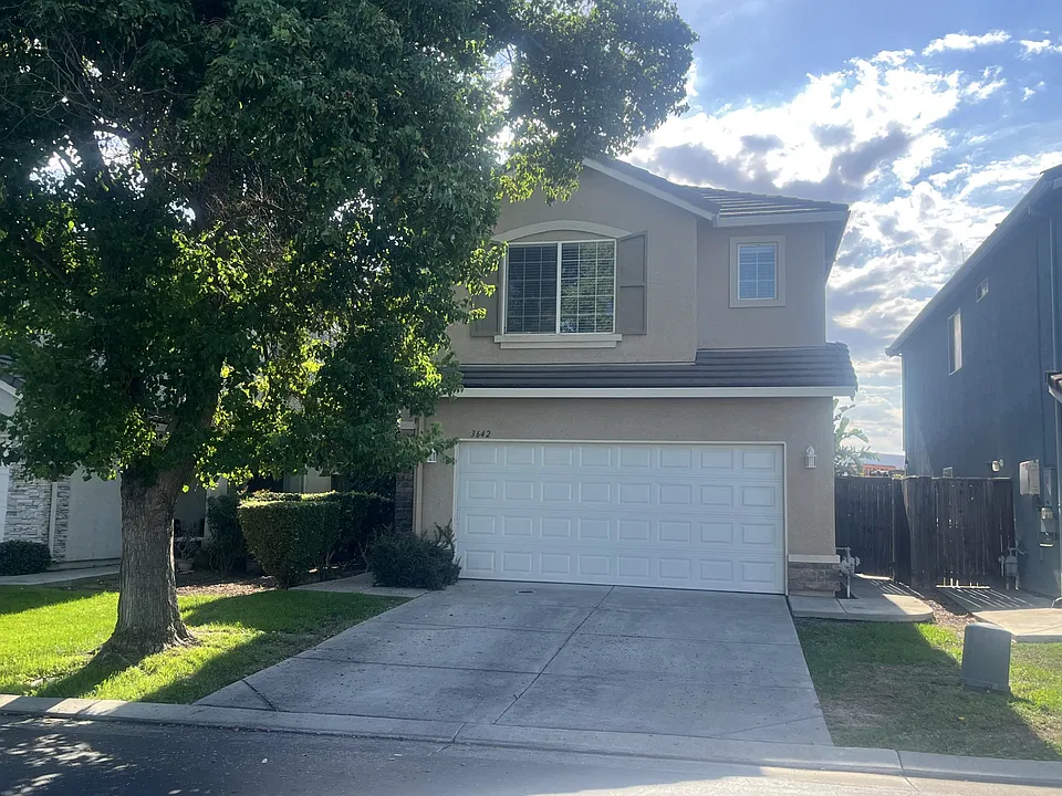 3642 Mykala Dr