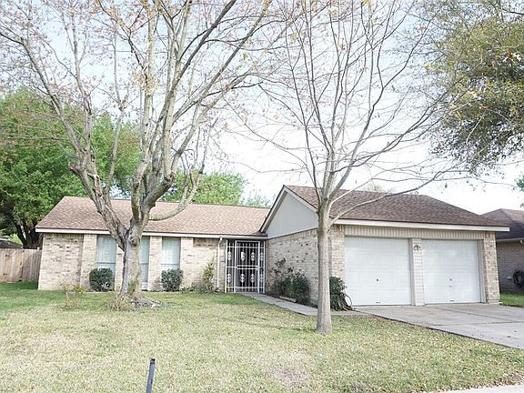 3rd image of 3458 Garden Grove Dr