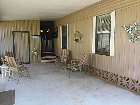 4th image of 1181 Juanita Cir