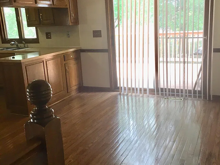 6316 Charlotte St — Photo 13