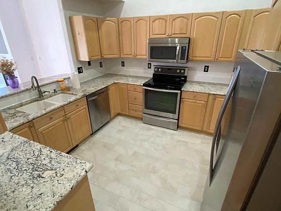 3rd image of 1191 Westmoreland Rd